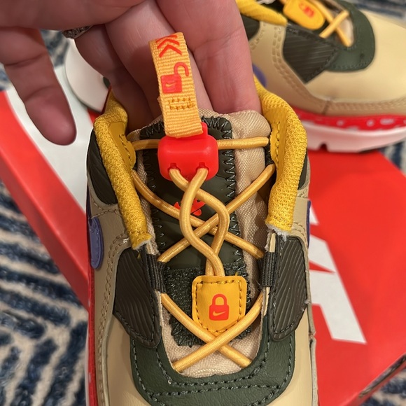 Nike Air Max 90 Toggle SE BT - Size 10C - New in Box - Picture 7 of 12